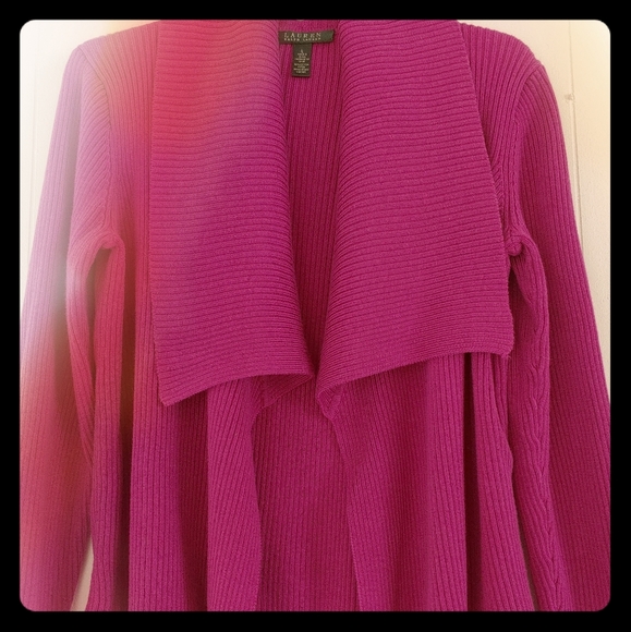 Ralph Lauren Cardigan. - Picture 7 of 7